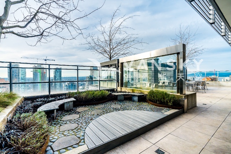 260420115955_2703-1111 Richards St Vancouver260206291.jpg